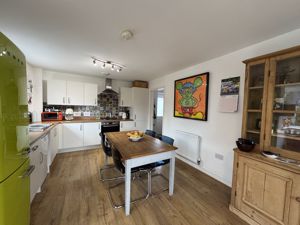 Kitchen- click for photo gallery